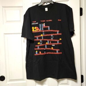 NWT Men’s XL Donkey Kong shirt